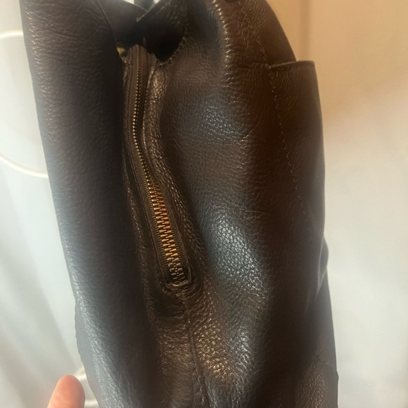 American Leather Company Triple Entry Shopper - Picture 8 of 12